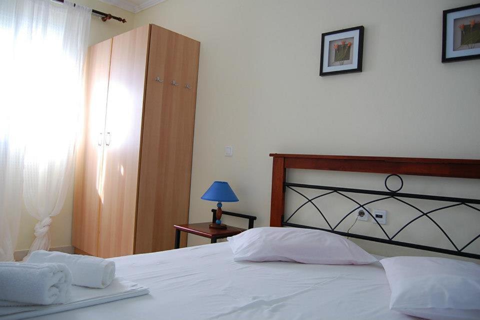 Morfi Apartment Kalligoni Room photo